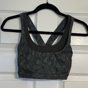 Lululemon sports bra